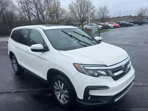 White Diamond Pearl 2019 Honda Pilot EX-L