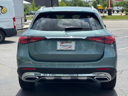 2025 Mercedes-Benz GLC 300 4MATIC