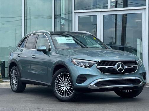 2025 Mercedes-Benz GLC 300 4MATIC