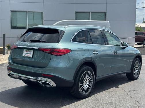 2025 Mercedes-Benz GLC 300 4MATIC