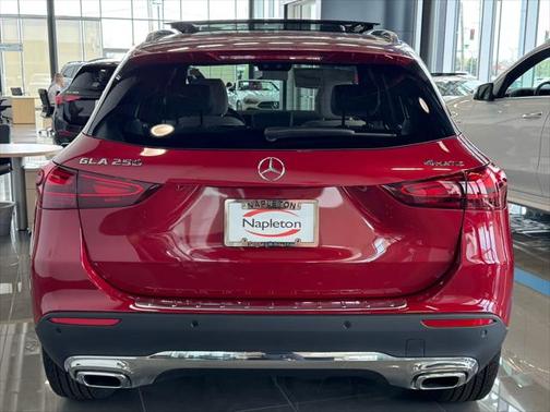 2025 Mercedes-Benz GLA 250 4MATIC