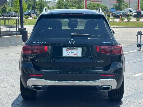 2025 Mercedes-Benz GLB 250 4MATIC