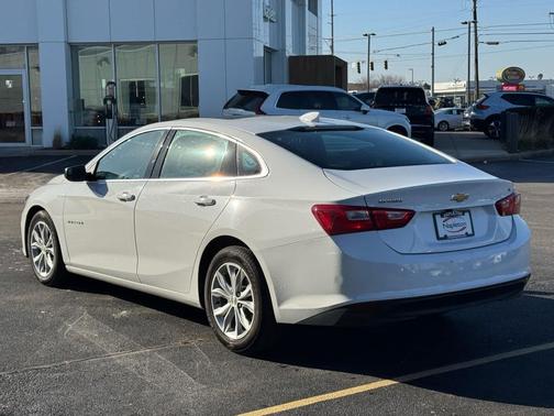 2023 Chevrolet Malibu FWD 1LT