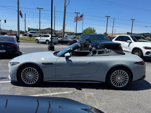MANUFAKTUR Alpine Grey 2023 Mercedes-Benz AMG SL 43 Base