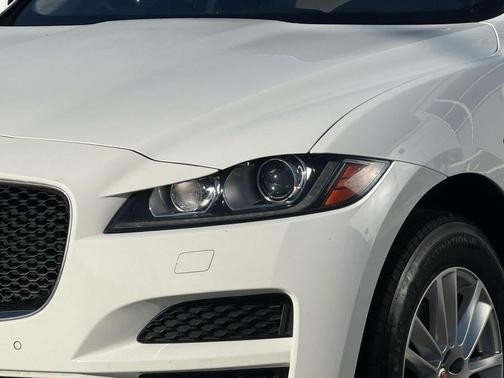 2020 Jaguar F-PACE Prestige P300 AWD Automatic