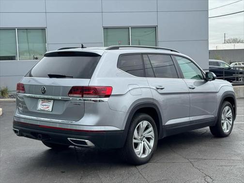 2022 Volkswagen Atlas 3.6L SE w/Technology