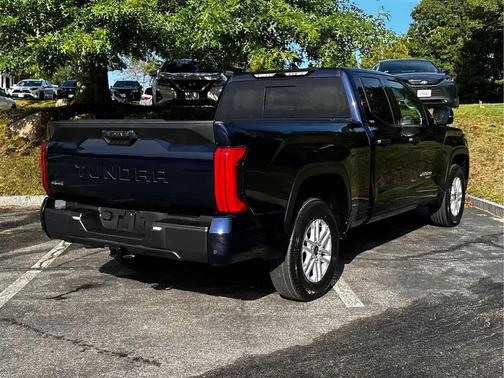 2022 Toyota Tundra SR5