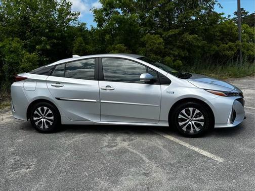 2022 Toyota Prius Prime XLE