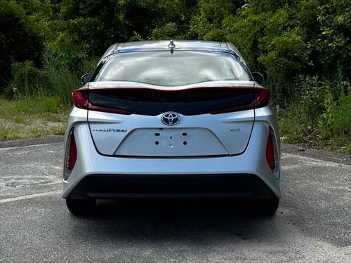 2022 Toyota Prius Prime XLE