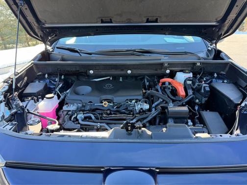 2023 Toyota RAV4 Hybrid XLE