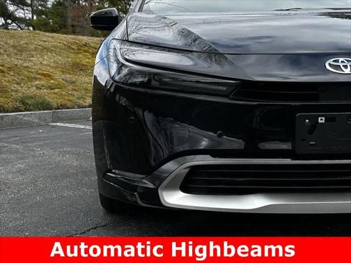 2025 Toyota Prius L