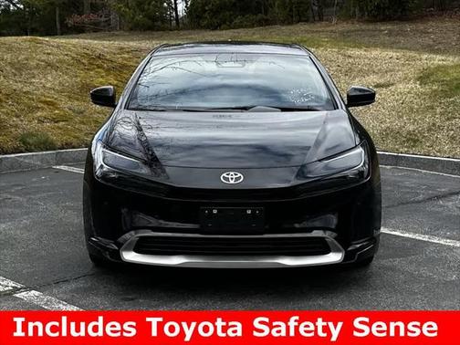 2025 Toyota Prius L