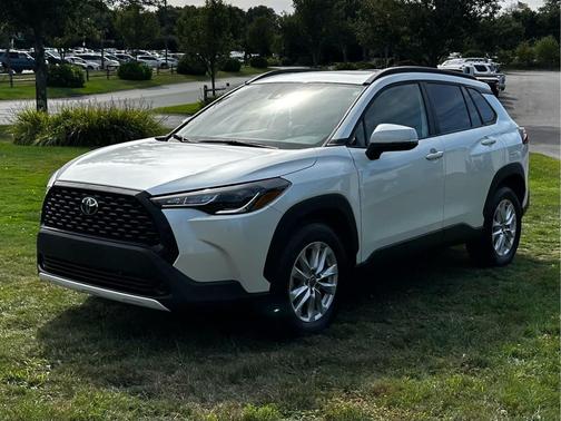 2022 Toyota Corolla Cross LE