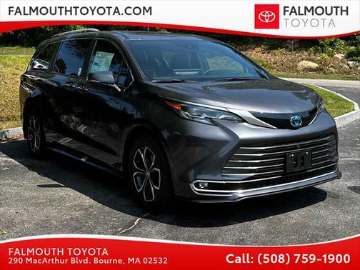 2025 Toyota Sienna Platinum 7 Passenger