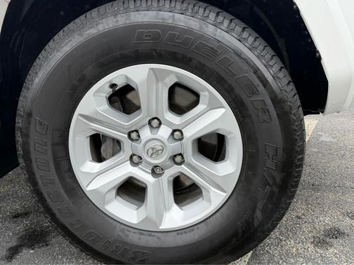 Ice Cap 2023 Toyota 4Runner SR5 Premium