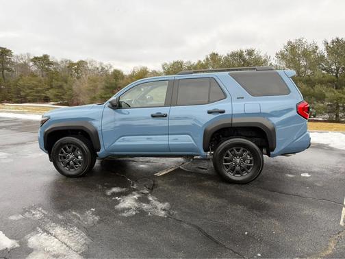 2025 Toyota 4Runner SR5