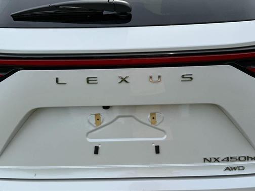 Eminent White Pearl 2025 Lexus NX 450h+ Luxury