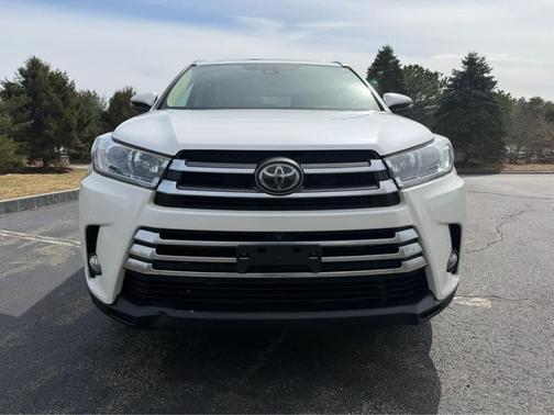 2017 Toyota Highlander Limited Platinum
