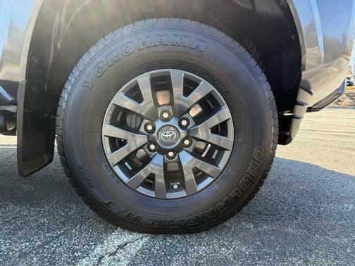 2020 Toyota Tacoma SR5