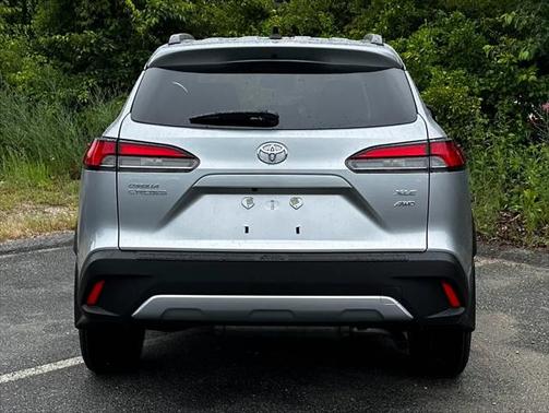 2025 Toyota Corolla Cross XLE