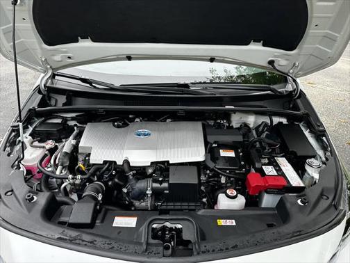 2022 Toyota Prius Prime XLE