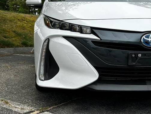 2022 Toyota Prius Prime XLE