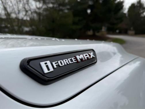 Wind Chill Pearl 2026 Toyota 4Runner Hybrid Platinum