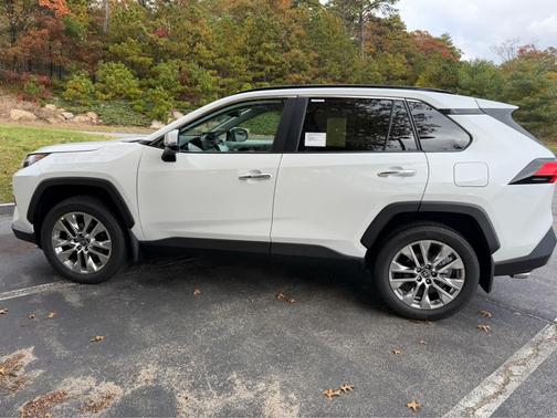 2025 Toyota RAV4 Limited