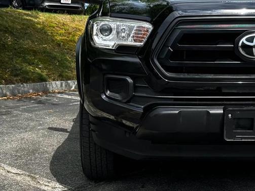 2020 Toyota Tacoma SR