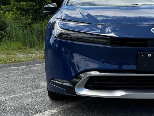 2025 Toyota Prius Plug-In Hybrid XSE