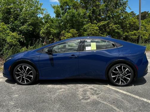 2025 Toyota Prius Plug-In Hybrid XSE