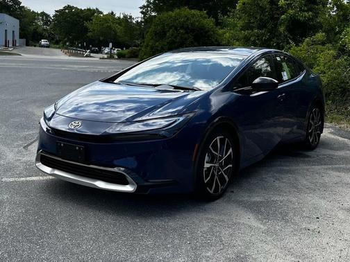 2025 Toyota Prius Plug-In Hybrid XSE