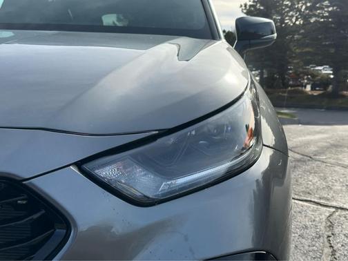 2026 Toyota Highlander XSE