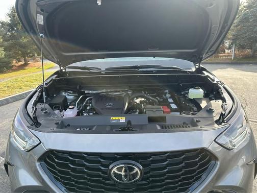 2026 Toyota Highlander XSE