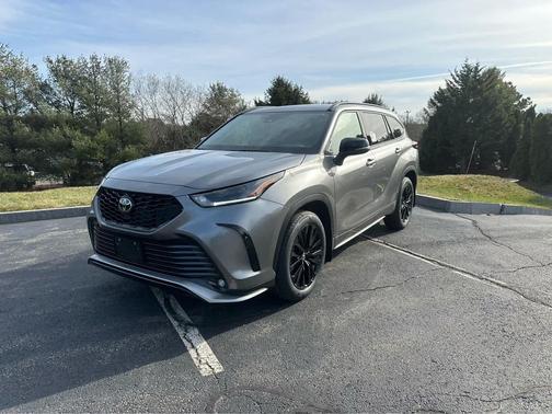 2026 Toyota Highlander XSE