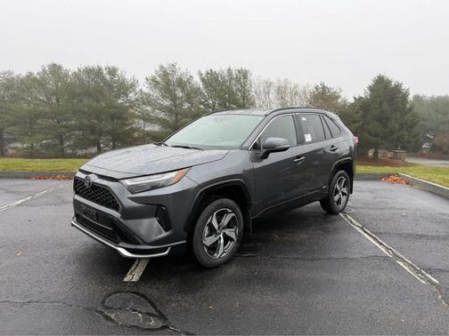 2025 Toyota RAV4 Hybrid SE