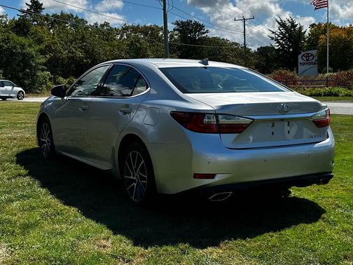 2017 Lexus ES 350 Base