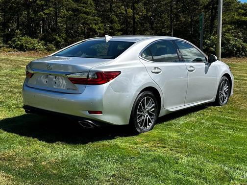2017 Lexus ES 350 Base