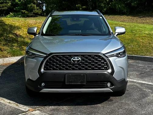 2022 Toyota Corolla Cross XLE