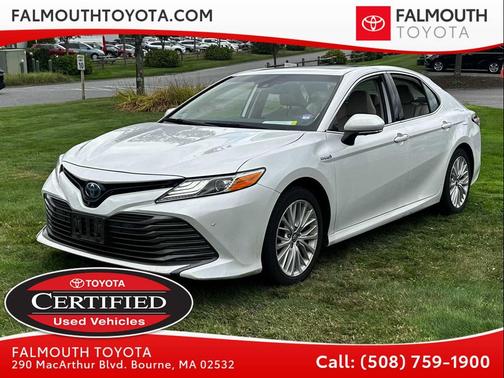 2019 Toyota Camry Hybrid XLE