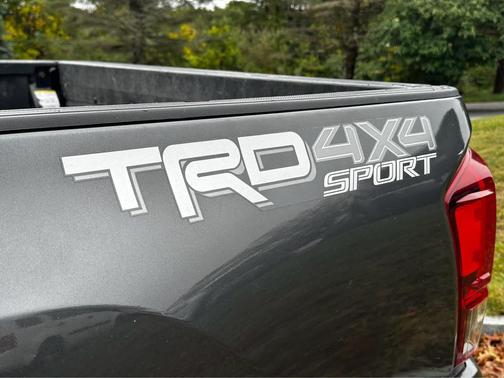 2019 Toyota Tacoma TRD Sport