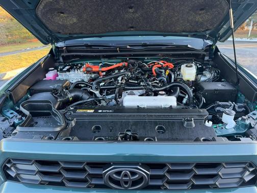 2025 Toyota 4Runner TRD Off Road