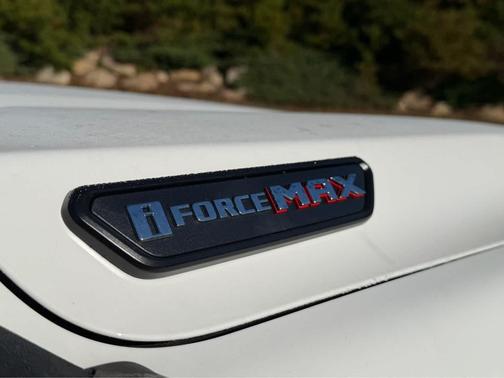 2025 Toyota Tacoma Hybrid Trailhunter