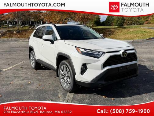 2025 Toyota RAV4 XLE Premium