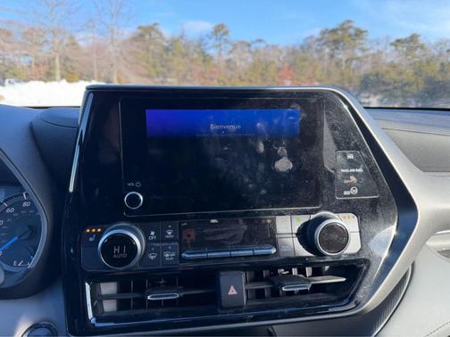 2023 Toyota Highlander Hybrid XLE