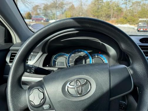 2012 Toyota Camry Hybrid LE