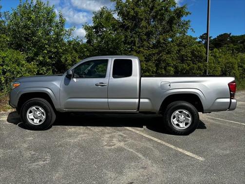 2019 Toyota Tacoma SR