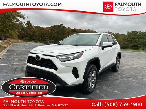2022 Toyota RAV4 XLE