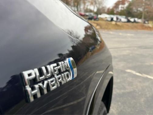 2024 Toyota RAV4 Prime XSE