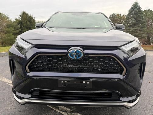 2024 Toyota RAV4 Prime XSE